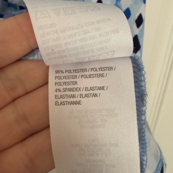 Susan Graver 3X Blue Geometric Square Neck Short Sleeve Liquid Knit Blouse‎ - Picture 4 of 5